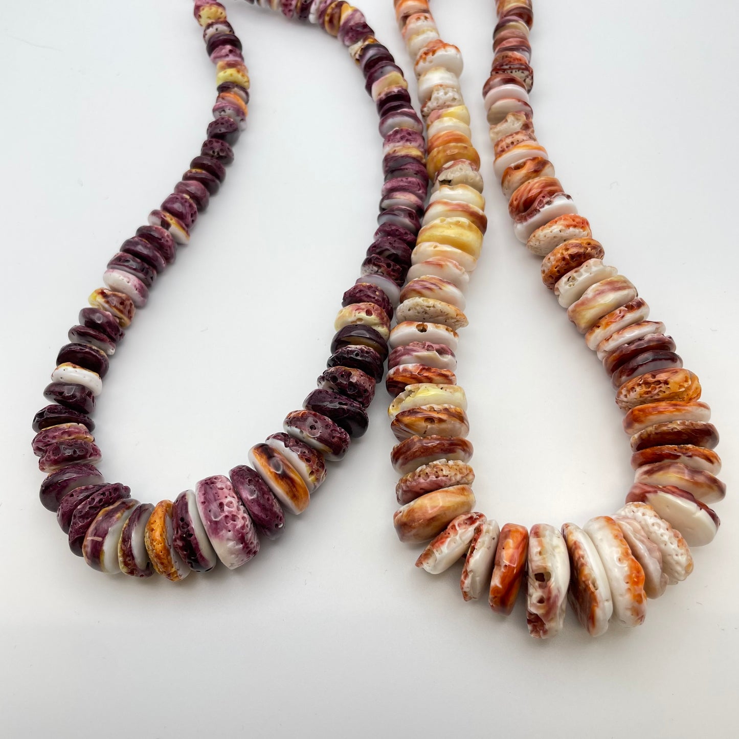 10 to 20mm Spiny Oyster Shell Rondelle Graduated Strand.