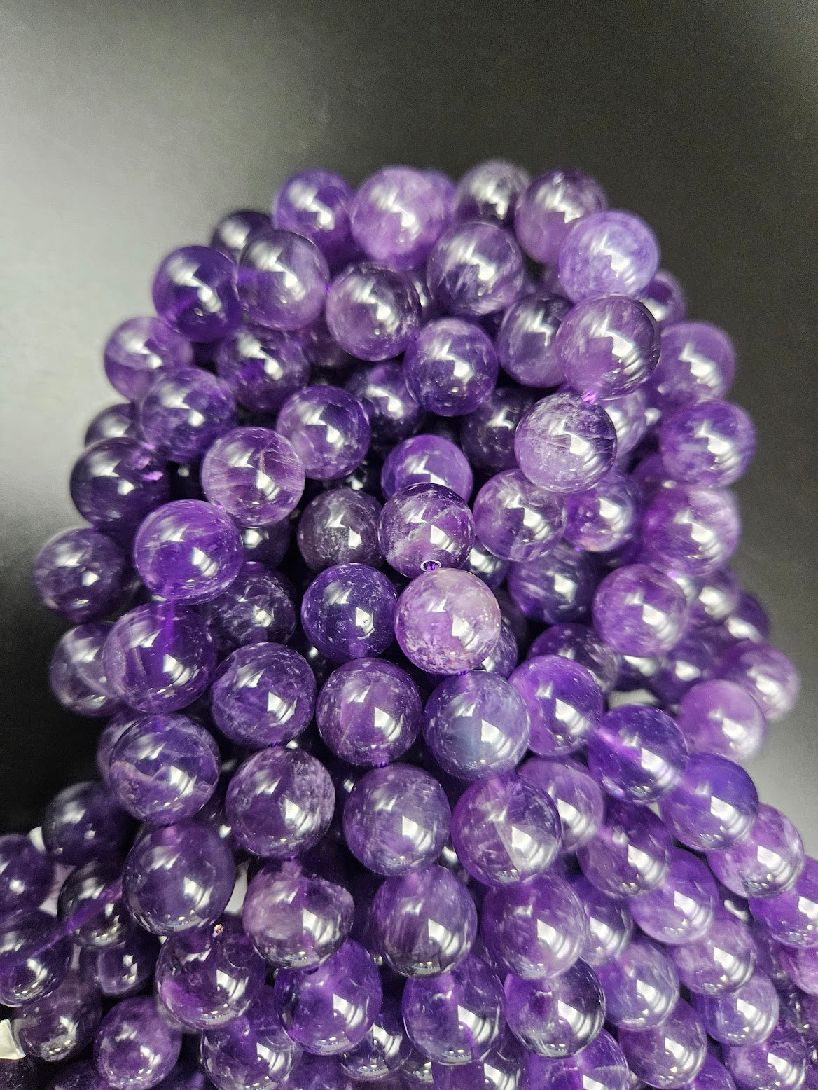 10mm Amethyst Round.