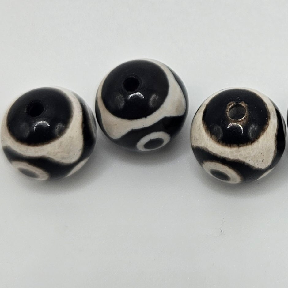 10mm Black and White Agate Single Bead.