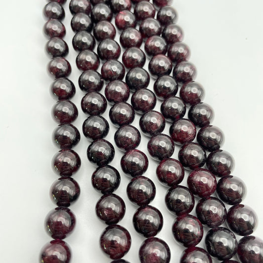10mm-Garnet-Round Smooth Strand.