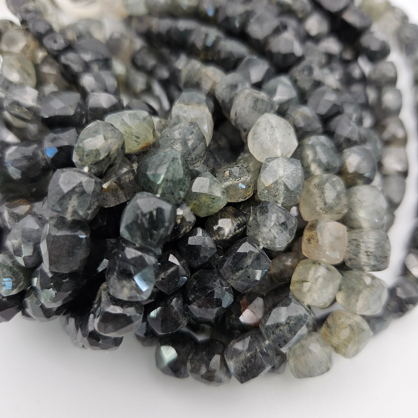 10mm Moss Agate Faceted Bead Strand.