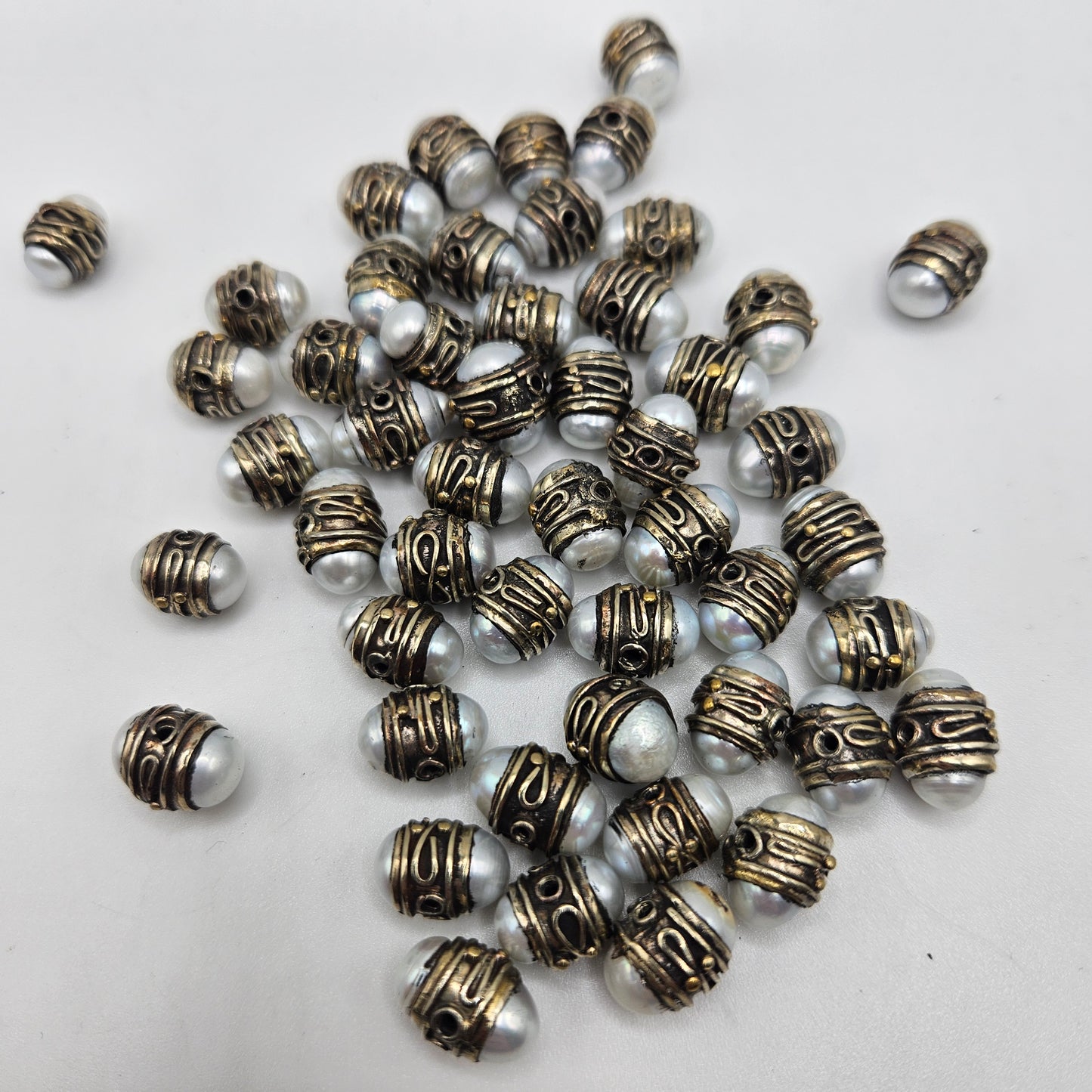 10mm Sterling Silver Pearl Oval Single Bead.