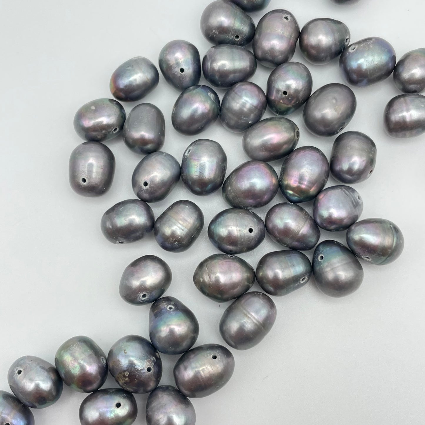10mm Top Drilled Gray Pearl Single Bead.