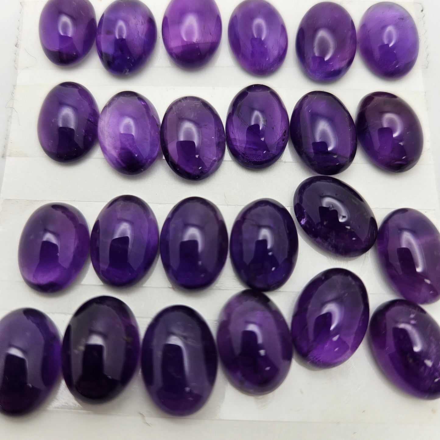 10x14mm Amethyst Oval Cabochon.