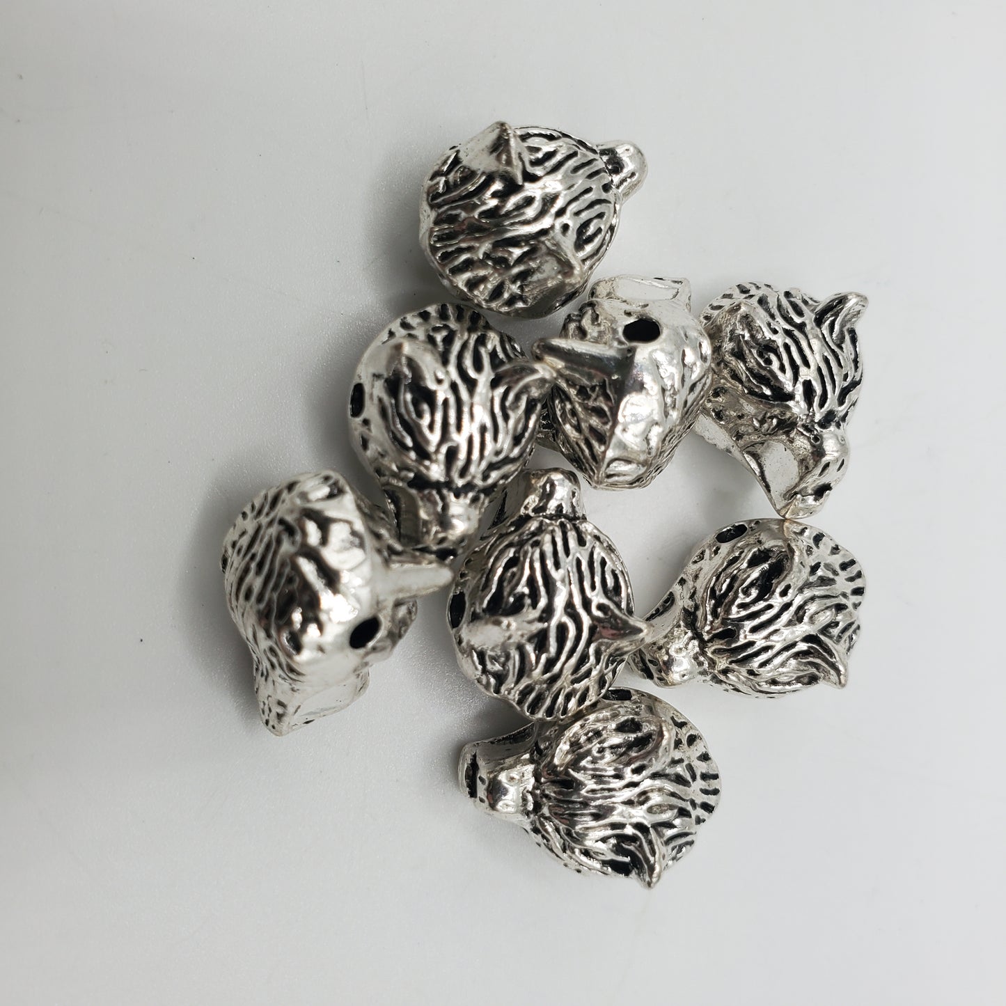 12mm Pewter Wolf Head Bead.