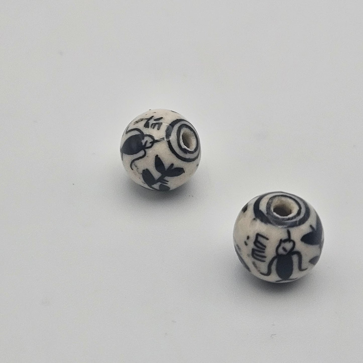 12mm porcelain Painted Bead Single.