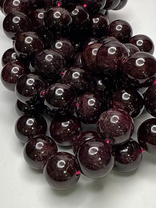 14mm Garnet Round Smooth.