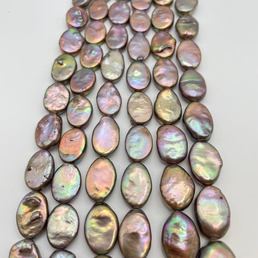 14mm Peacock Pearl Oval Coin.