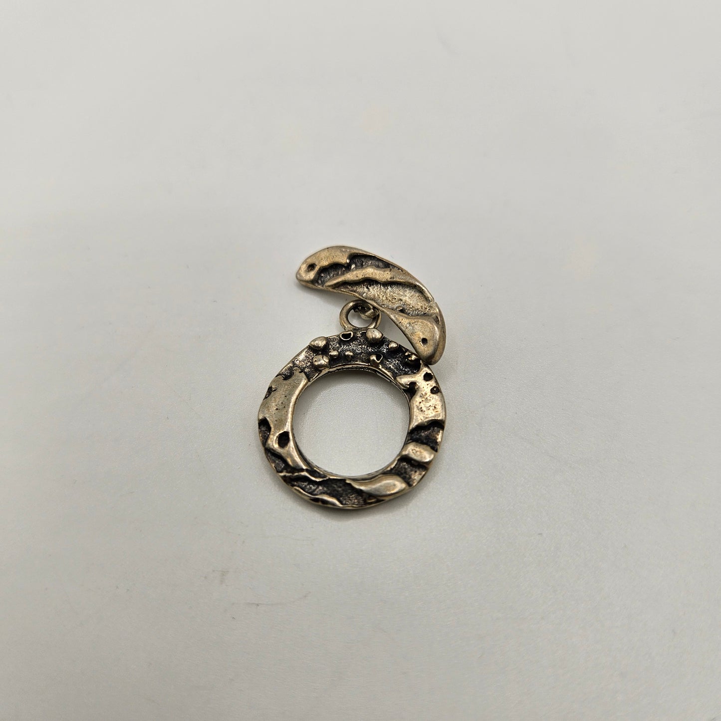 14mm Sterling Silver Flat Toggle Clasp.