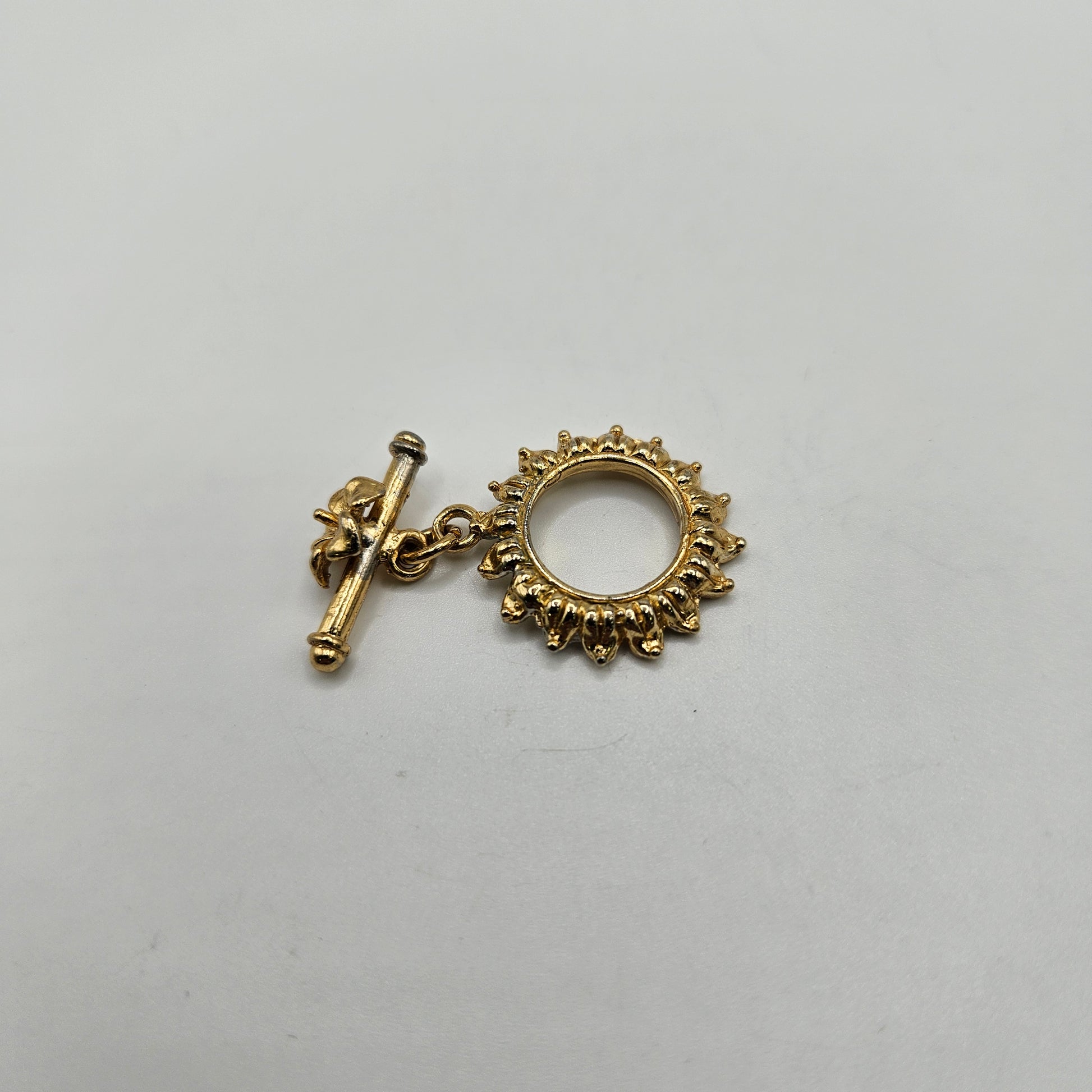 14mm Vermeil Flower Toggle Clasp.