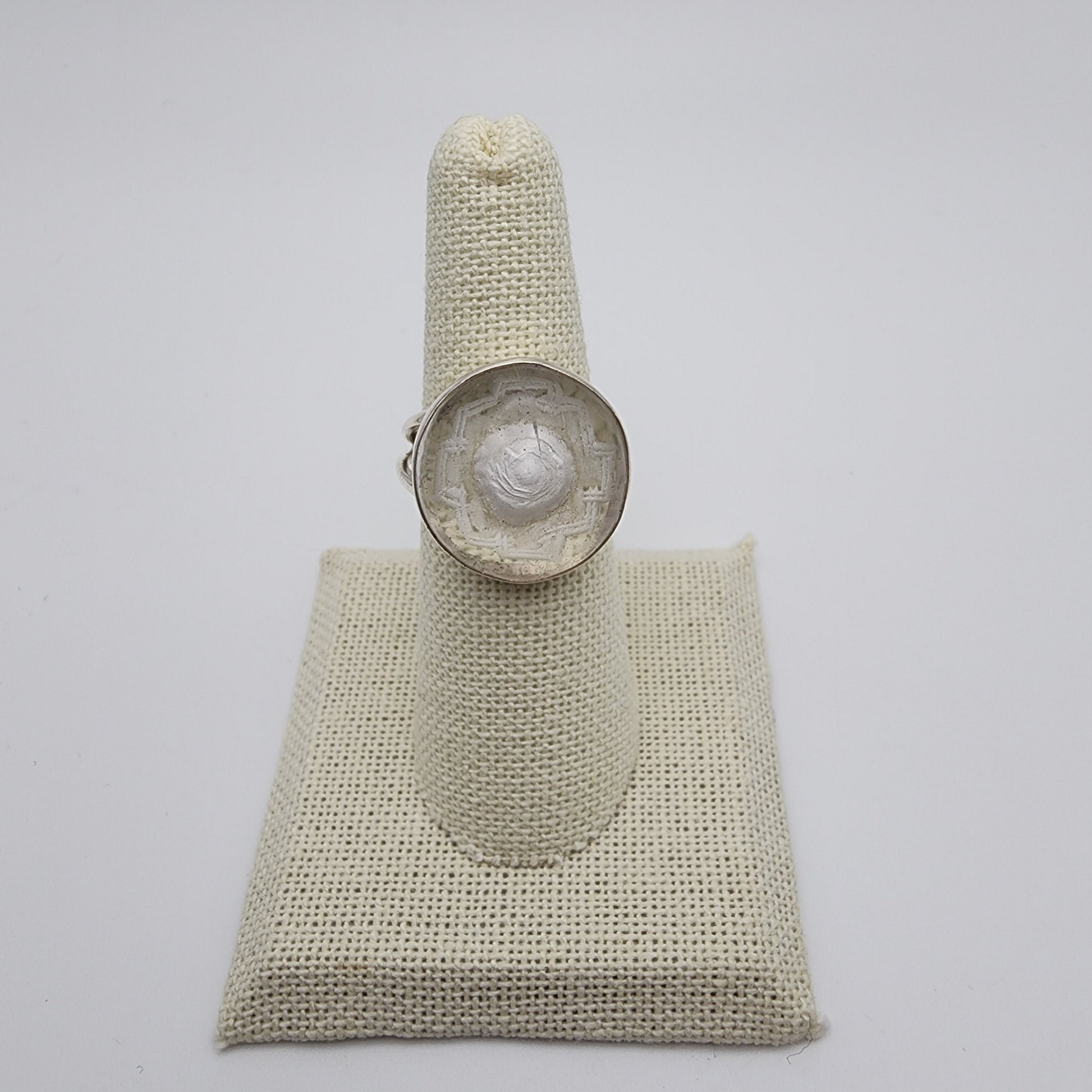 SS Quartz Designed Ring