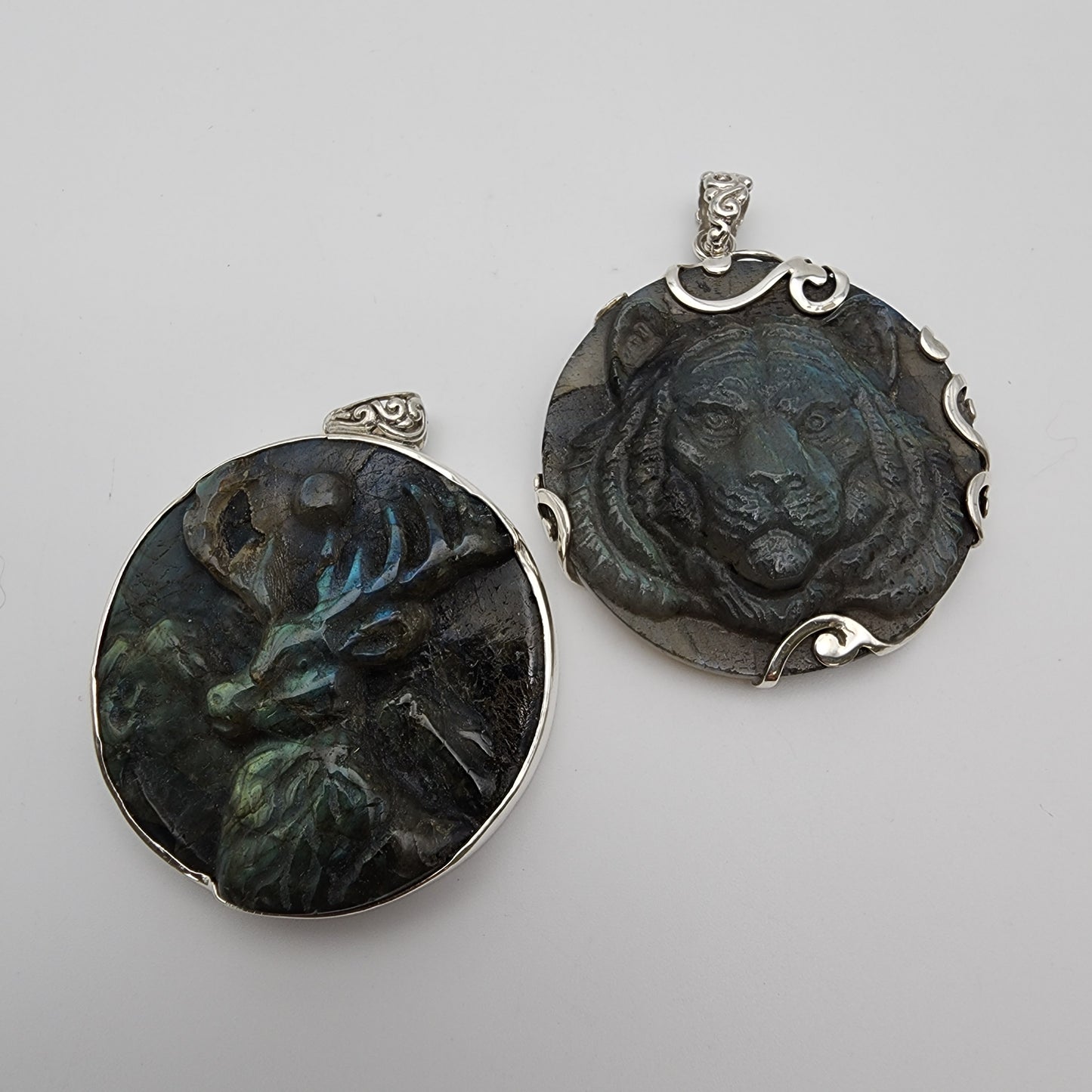 SS Labradorite Carved Pendant