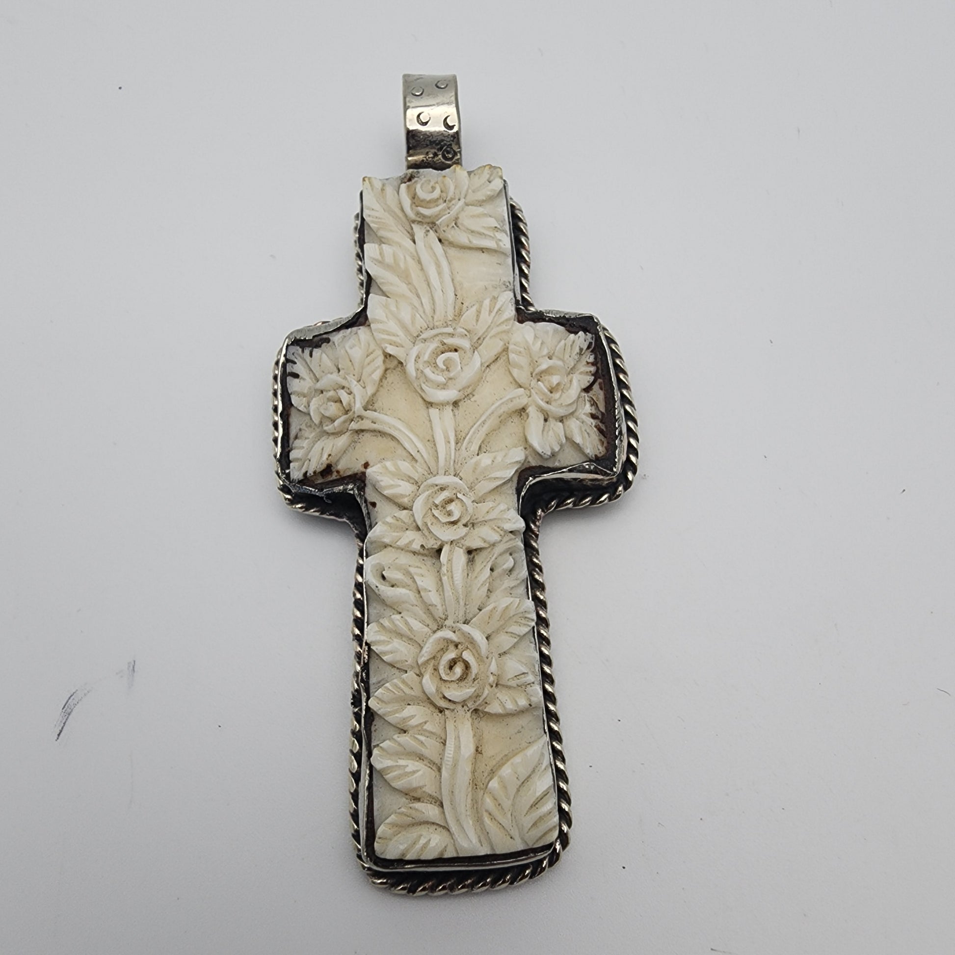 SS Bone Cross Pendant