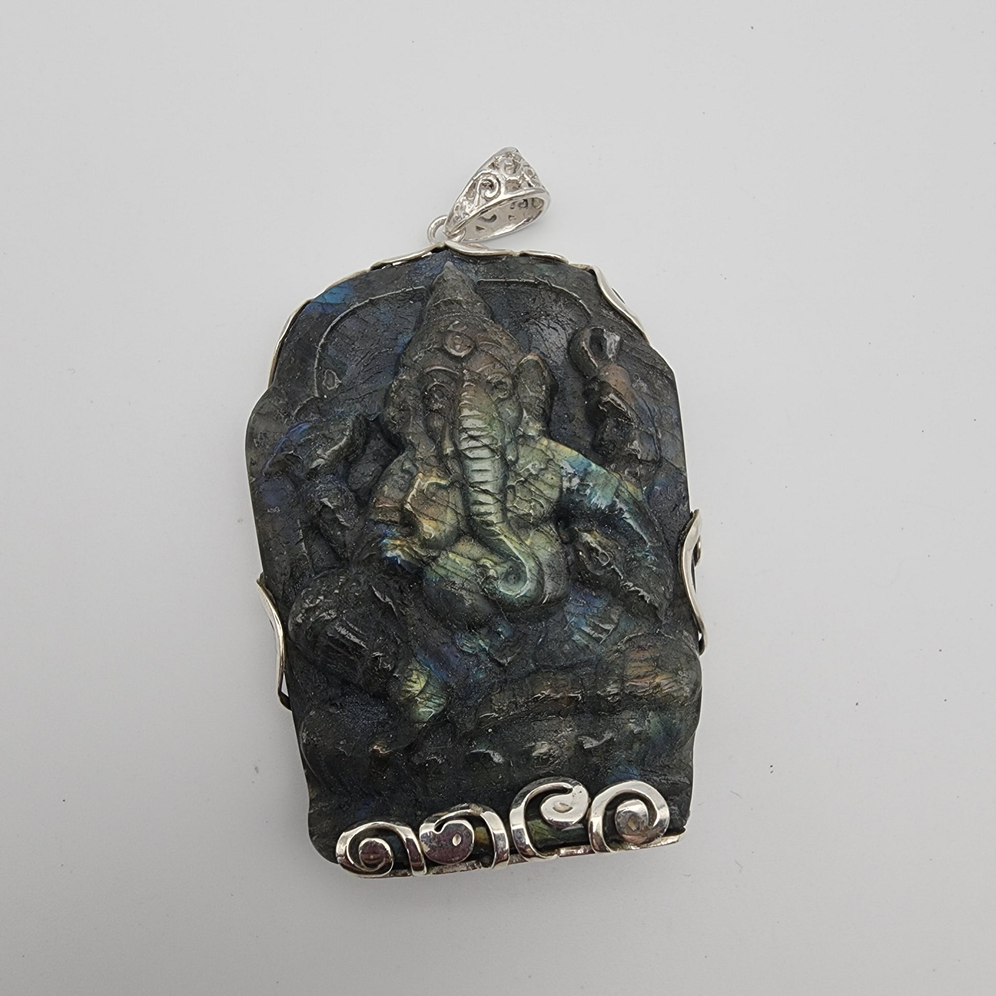 SS Carved Labradorite Goddess Pendant