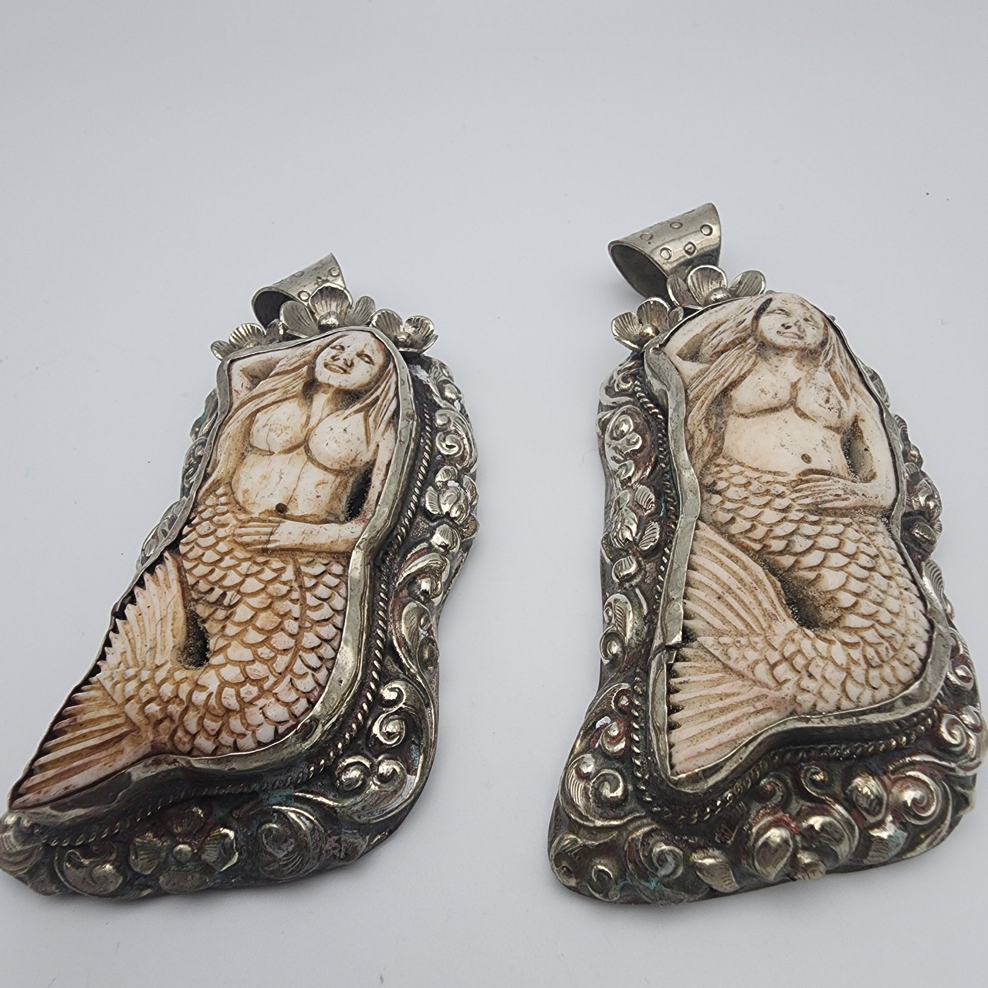 SS Large Mermaid Carved Pendant