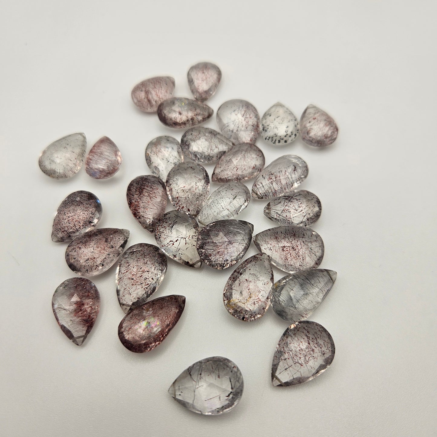16mm Super 7 Faceted Top Drilled Single Bead.