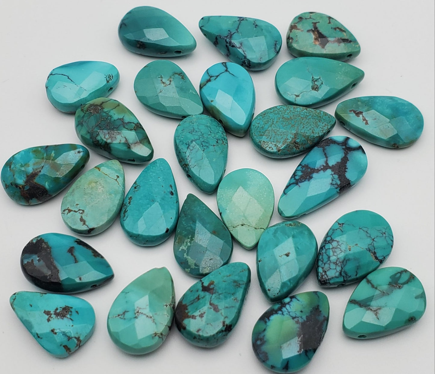 16mm Turquoise Top Drill Single.