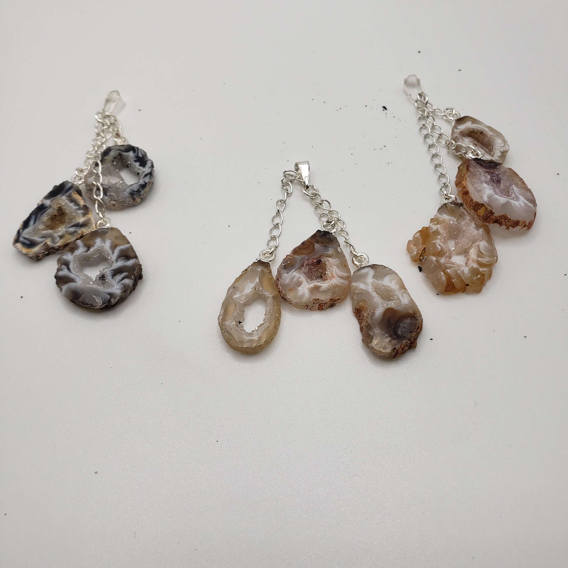 Agate Dangling Pendant