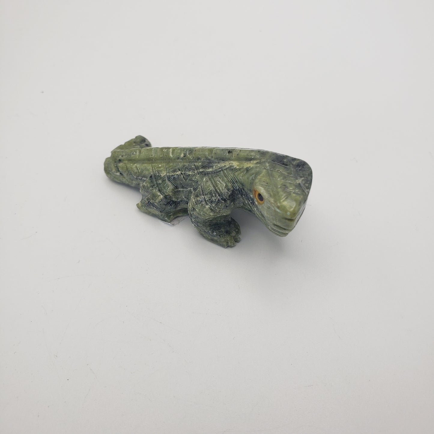 Small Lizard Carving