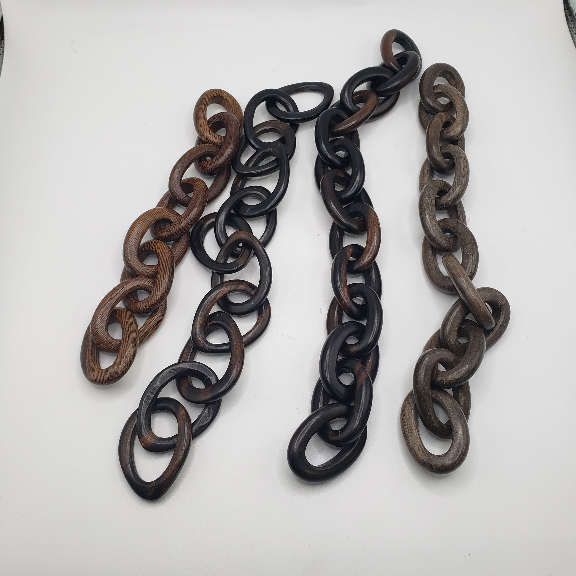 Medium Wooden Chain