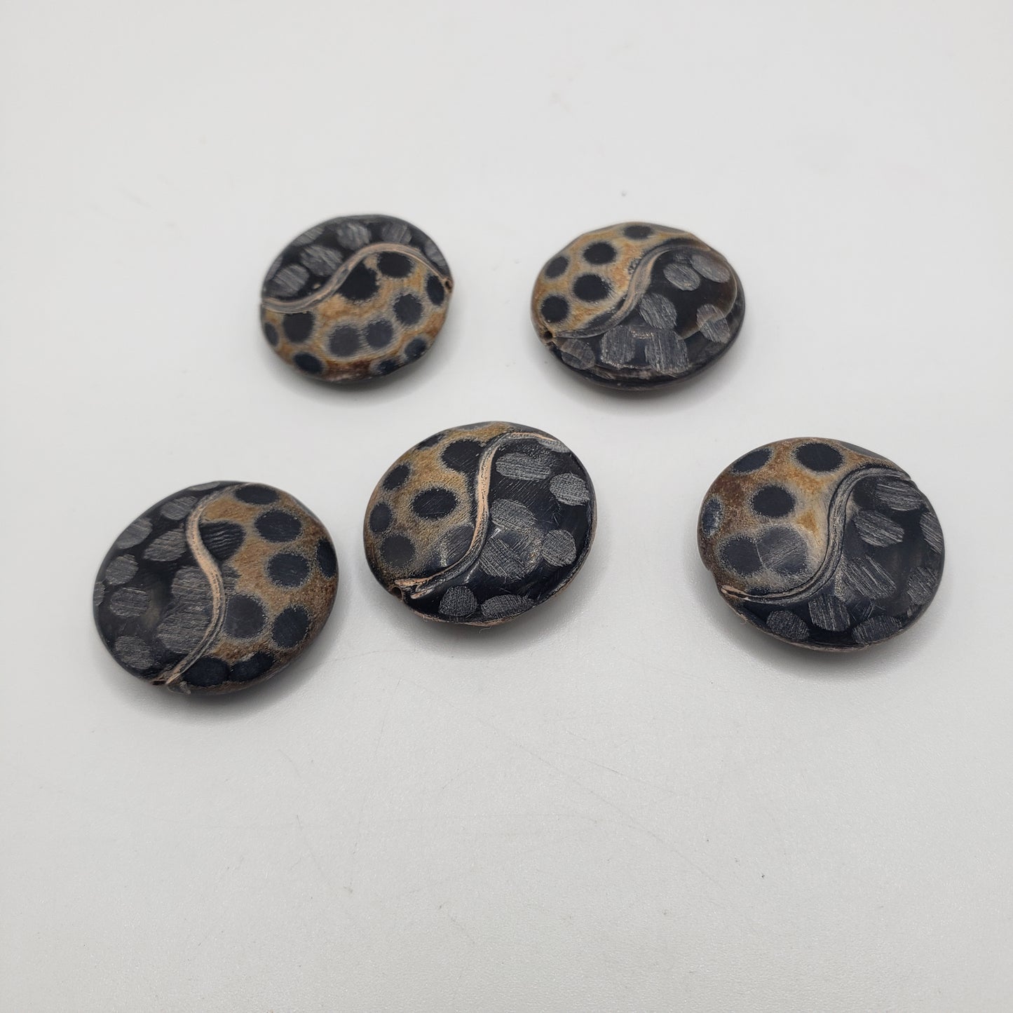 Black & Brown Yin-Yang Bead Single