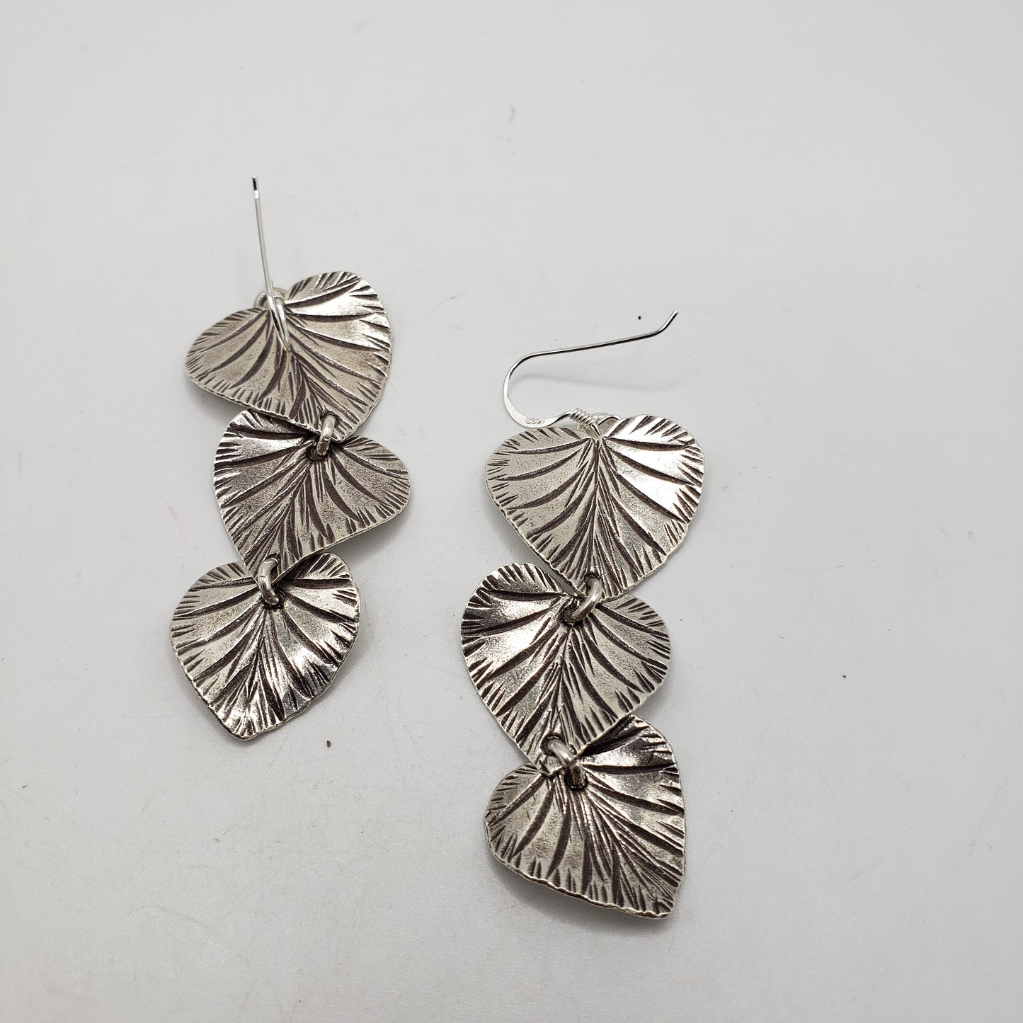 SS Earrings Heart Leafs