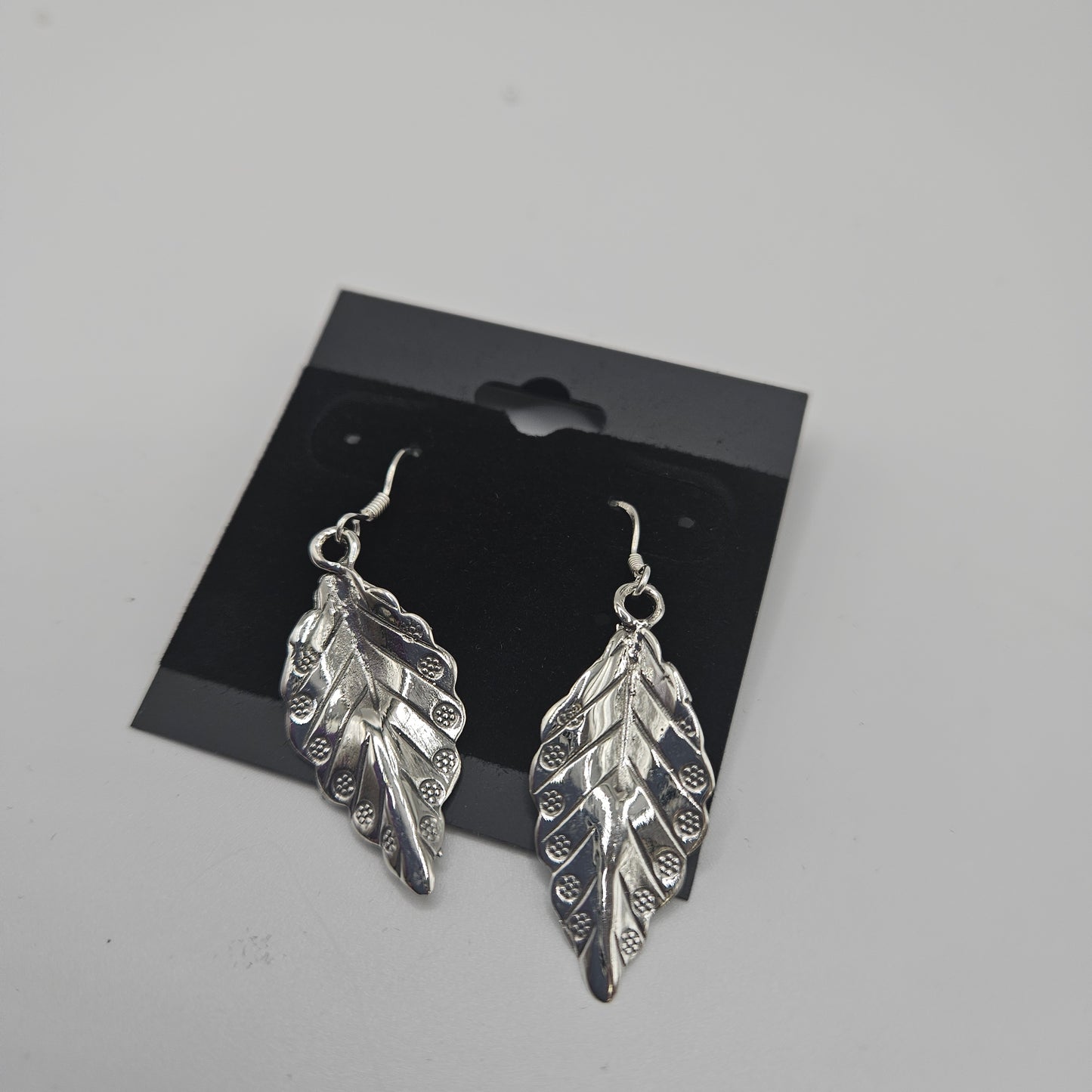 SS Leaf Earrings 39.99