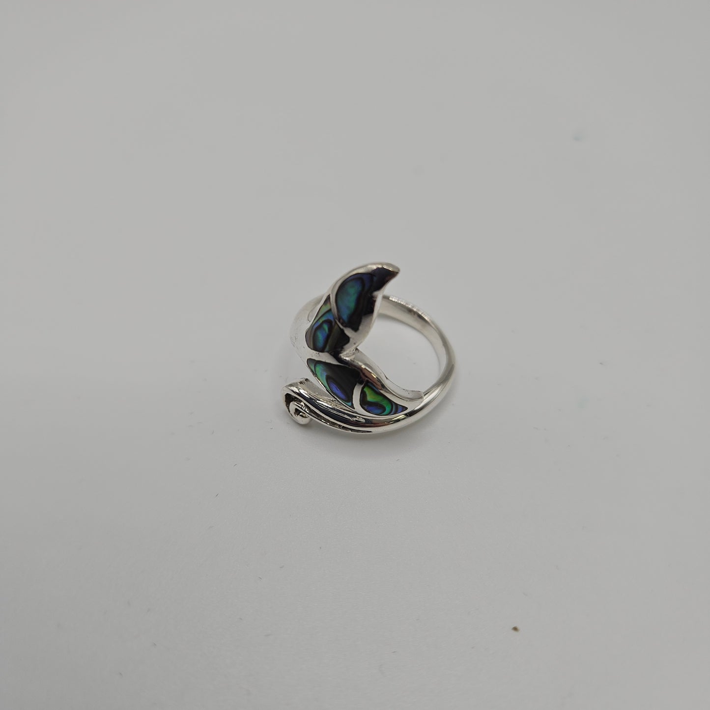 SS Whale Tale MOP Ring 49.99