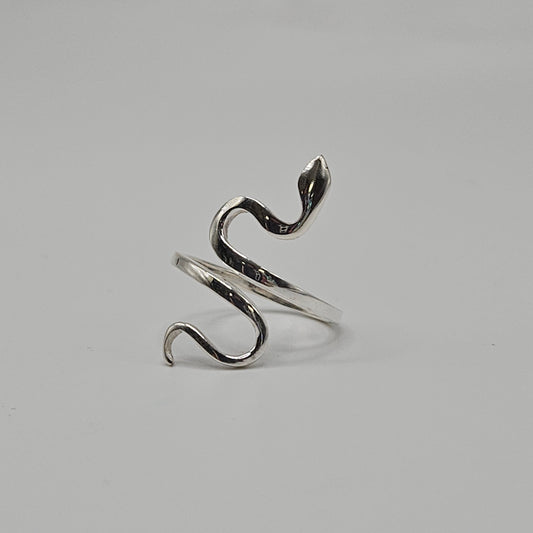 SS Simple Snake Ring 21.99