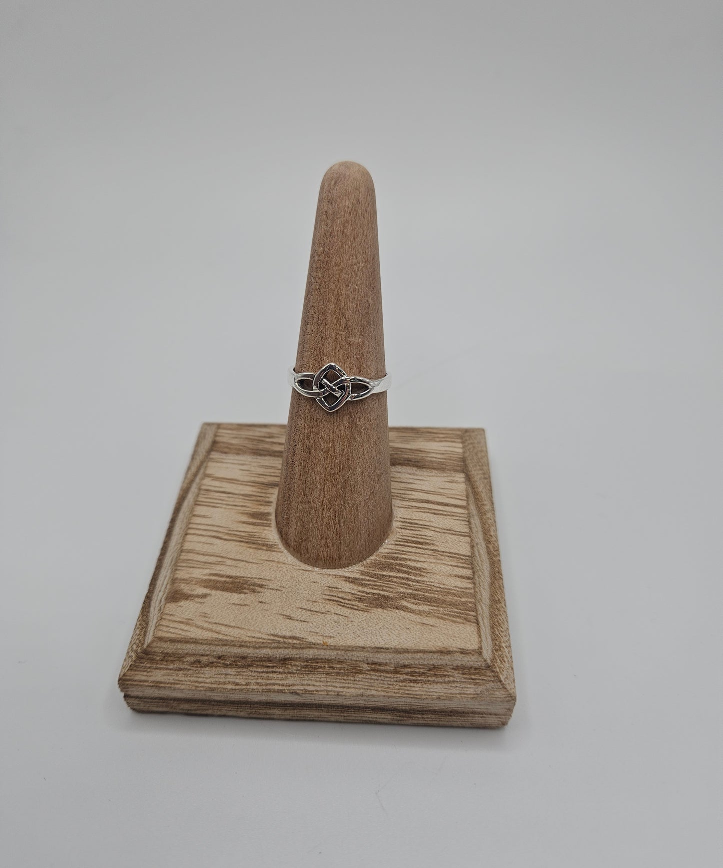 SS Pointed Latice Ring 13.99