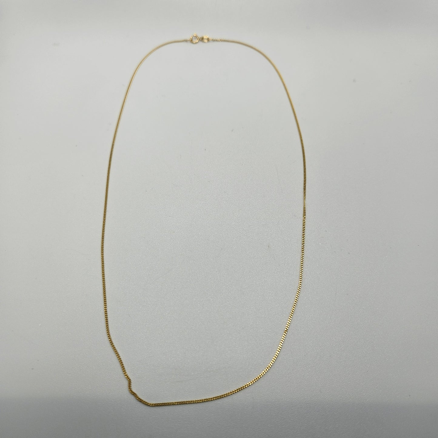 18in Small Cable Gold Chain.