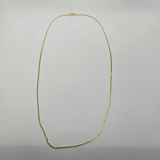 18in Small Cable Gold Chain.