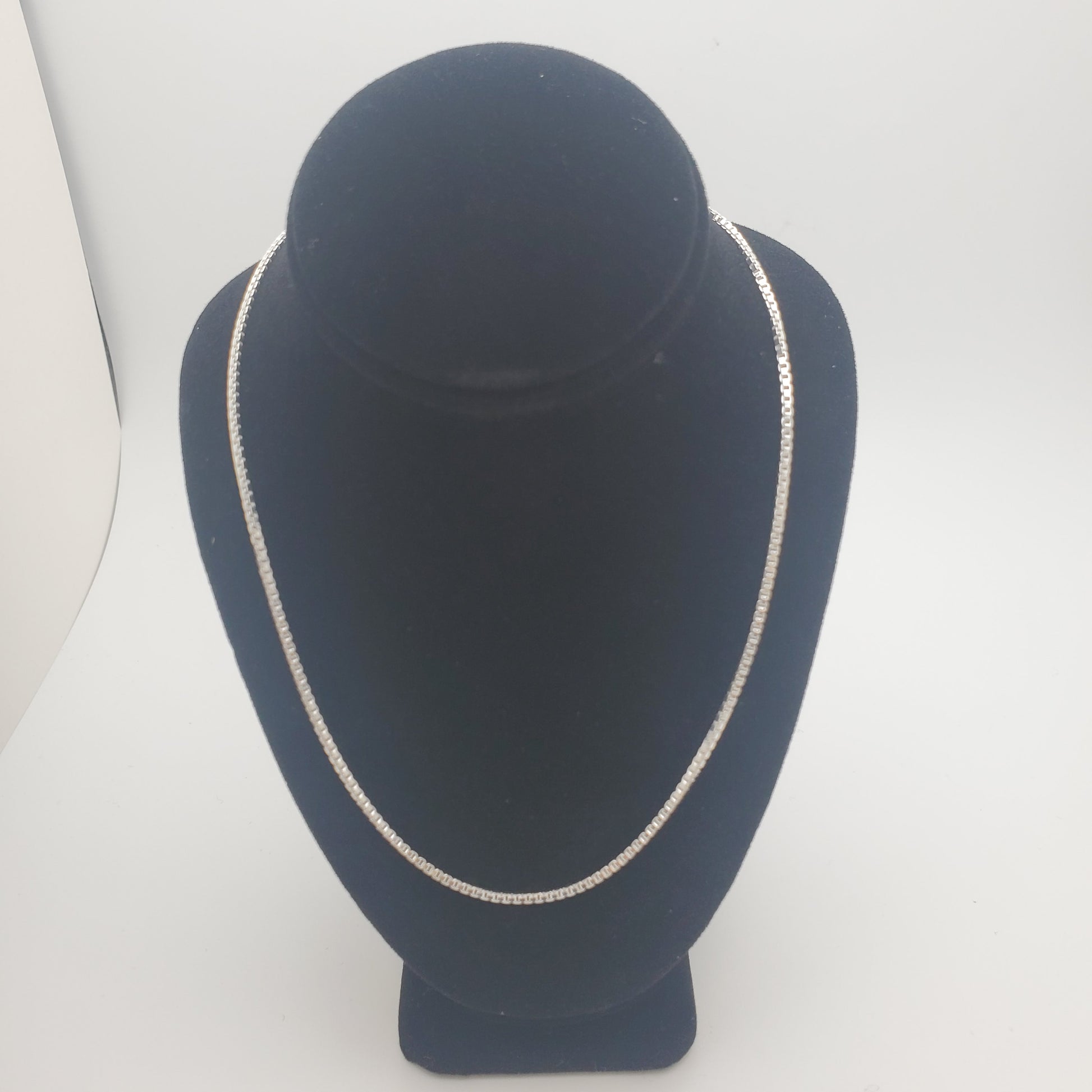 18 inch SS Popcorn Chain.