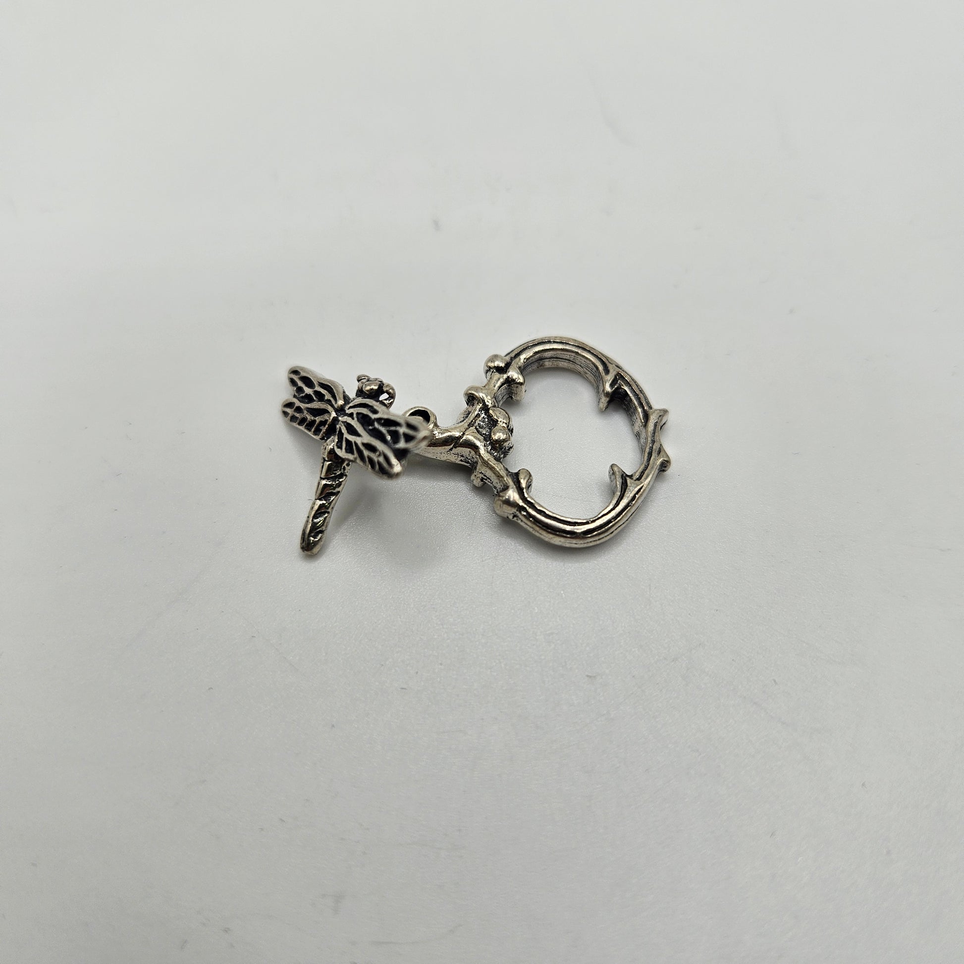 18mm Sterling Silver Firefly Toggle Clasp.