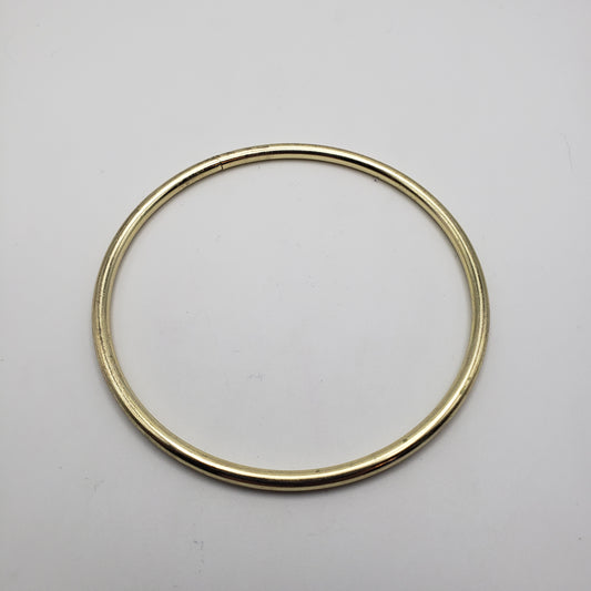 2.5in Gold Hoop.