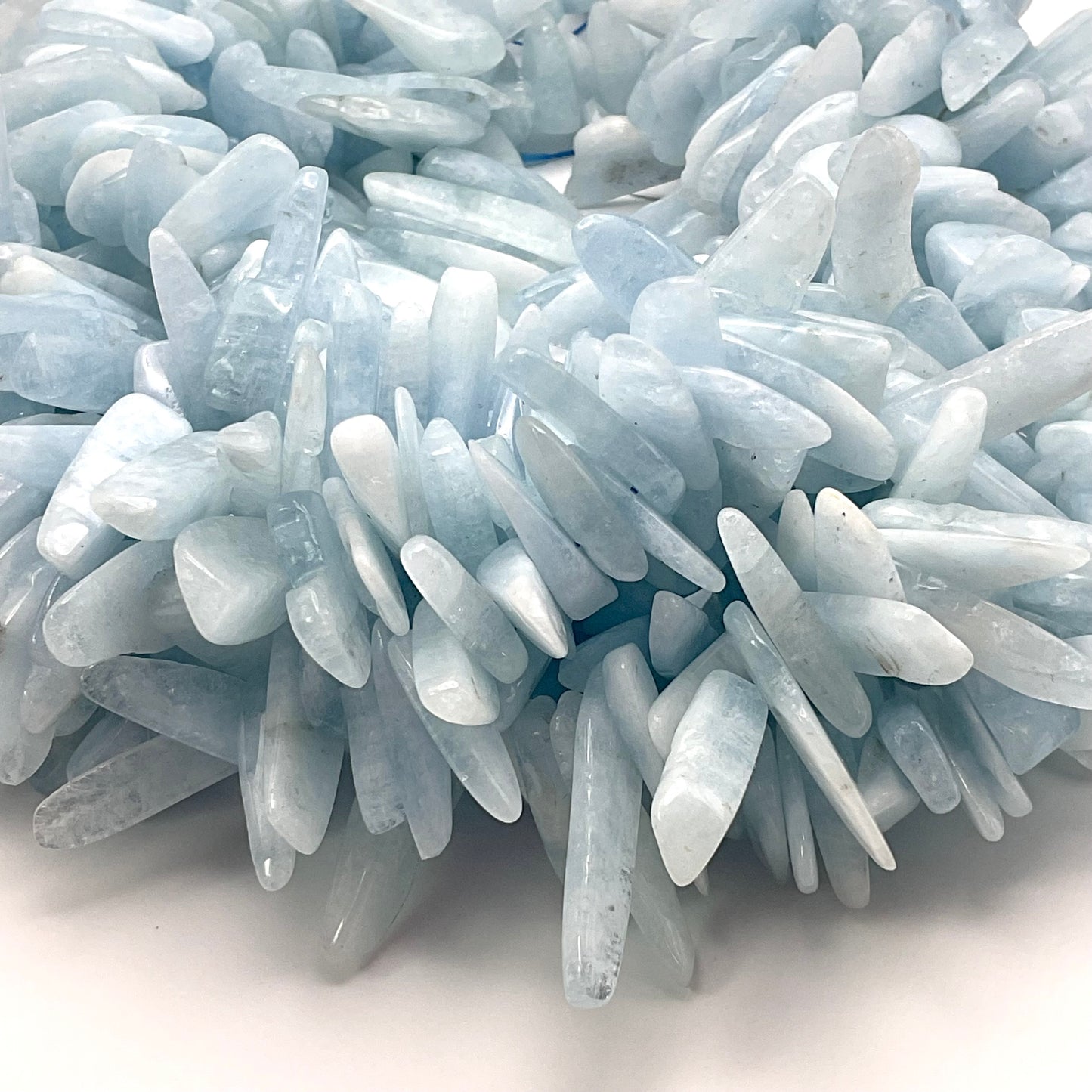 20 to 25mm Aquamarine Stick.