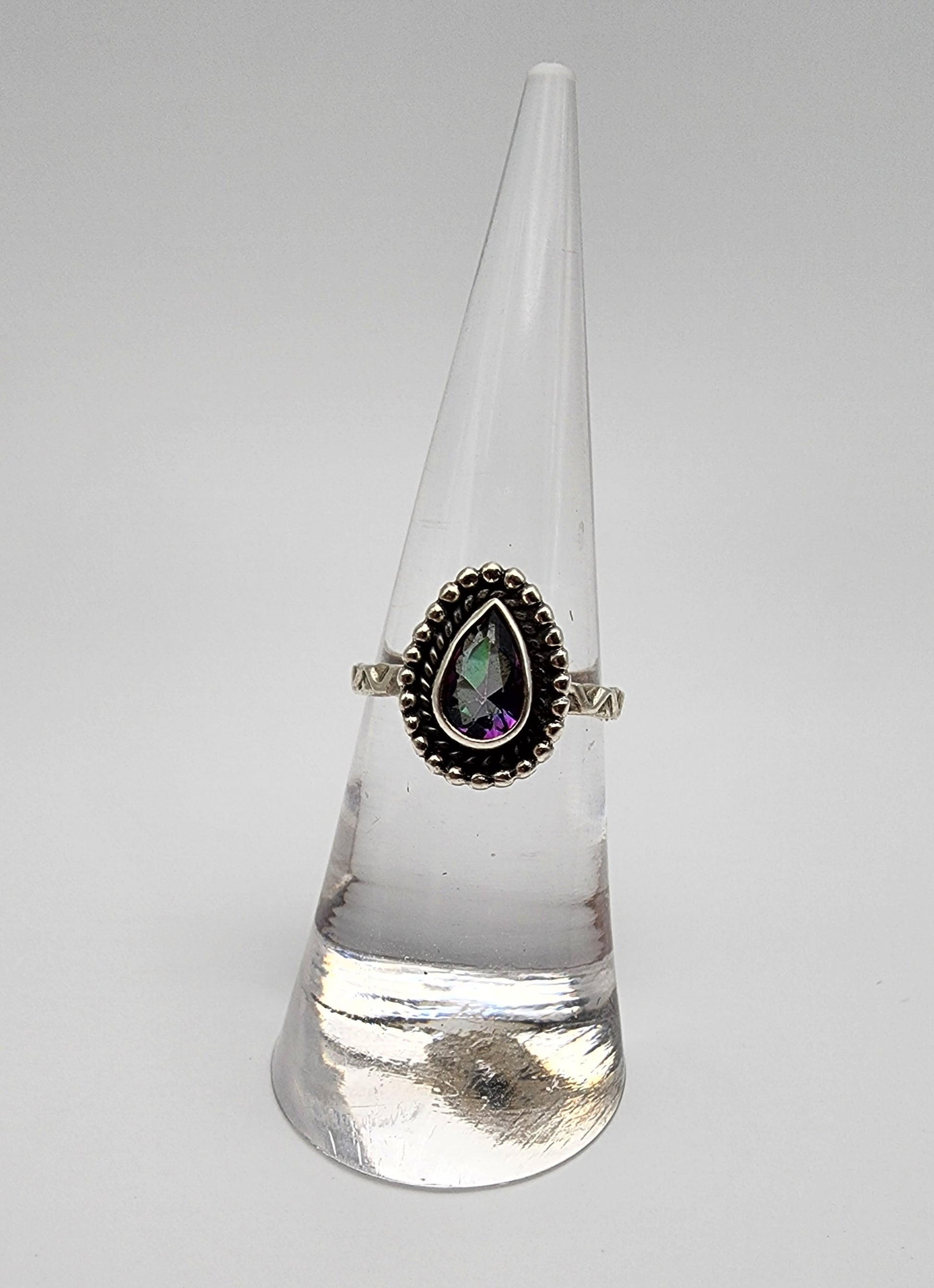 SS Teardrop Amethyst / Aurora Quartz Ring