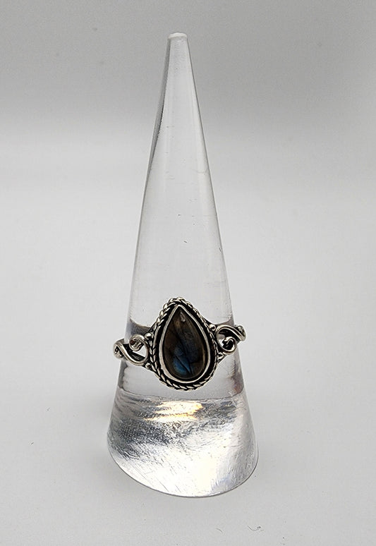 SS Decorative Labradorite / Lapis Teardrop Ring