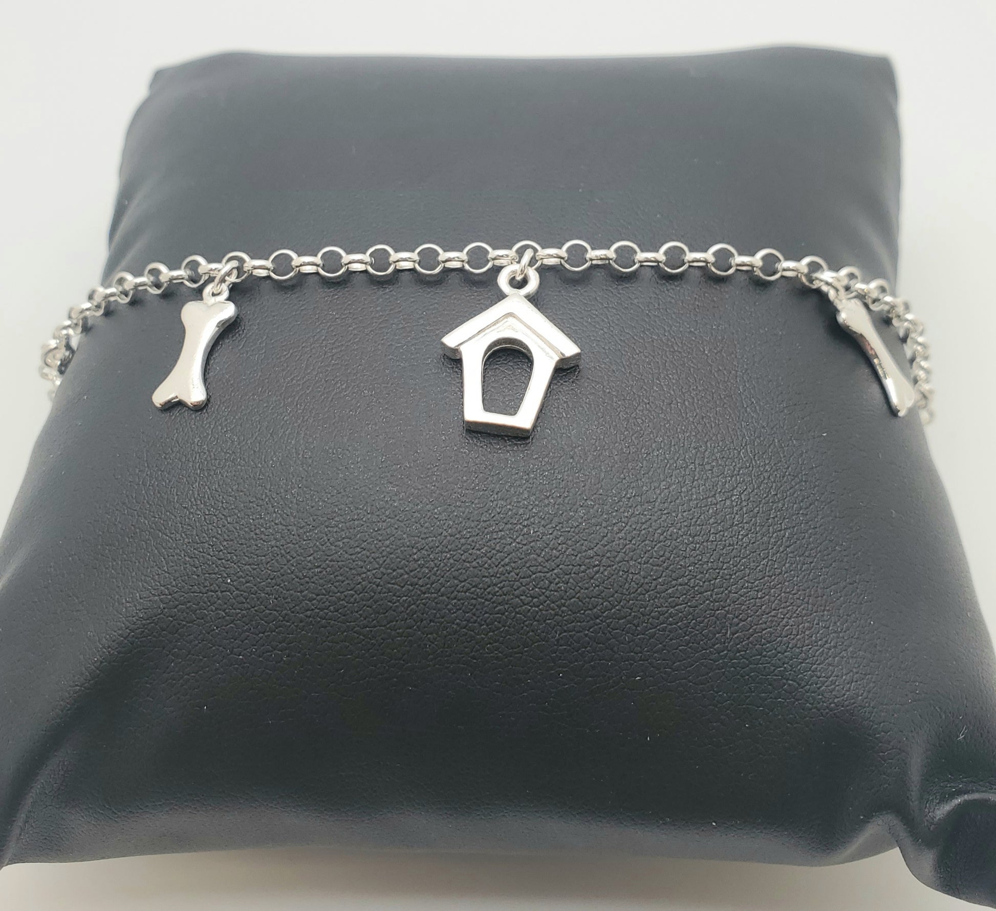 SS Dog Charm Bracelet