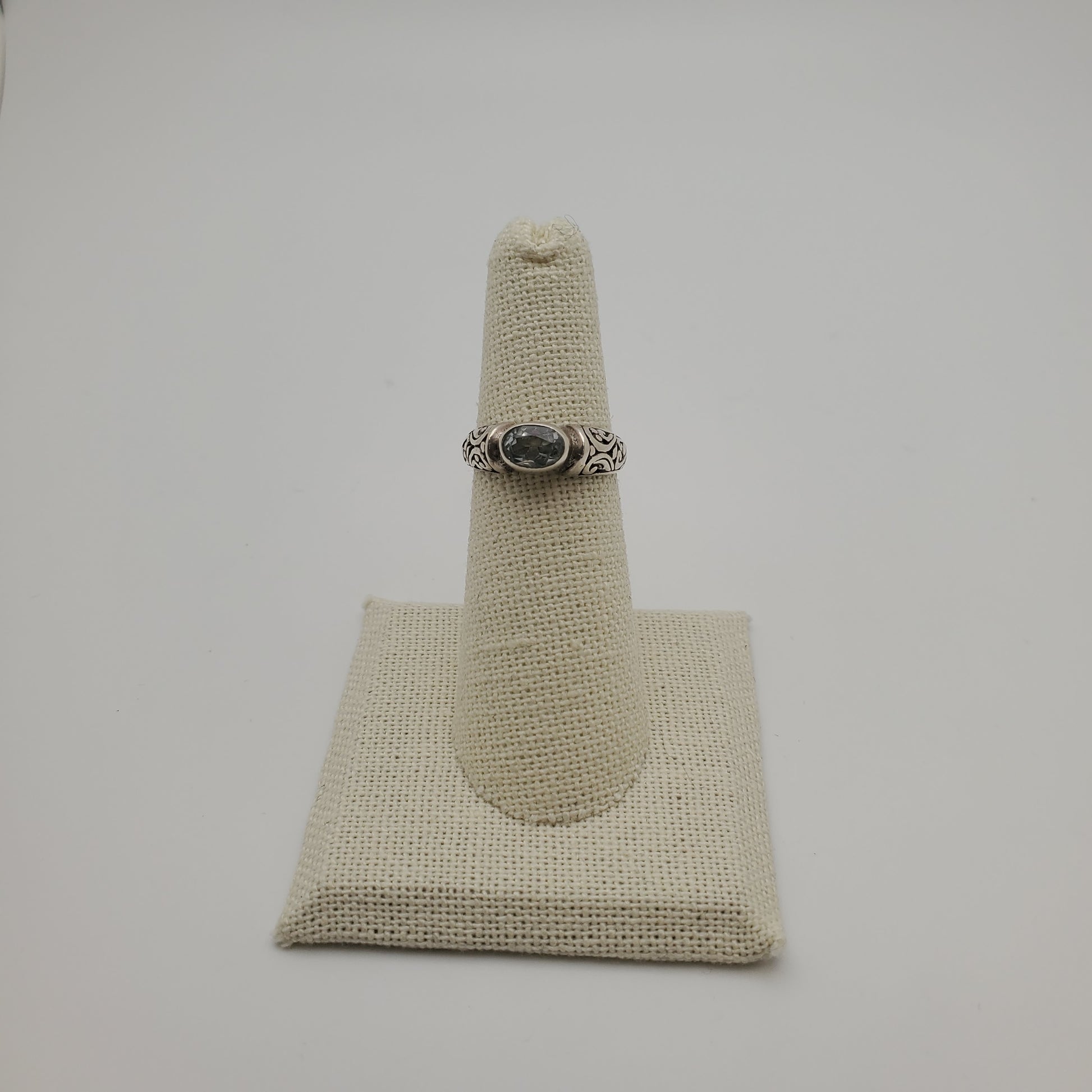 SS Blue Topaz Filigree Ring