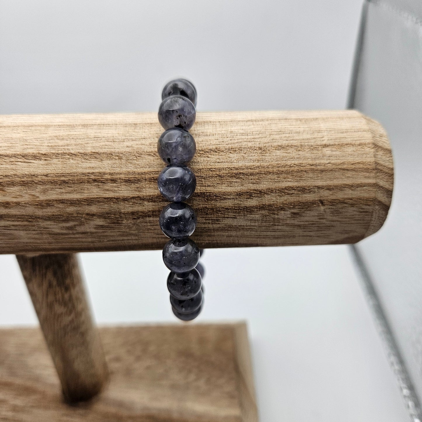 10mm Iolite Bracelet