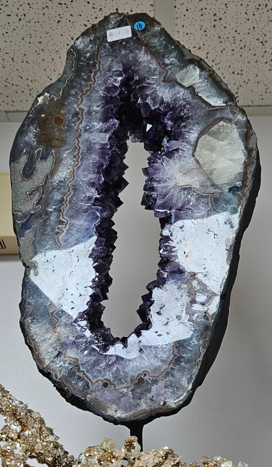 Amethyst Oval on Stand