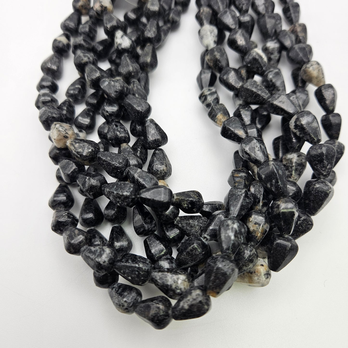 Black Sesame Pear Teardrop