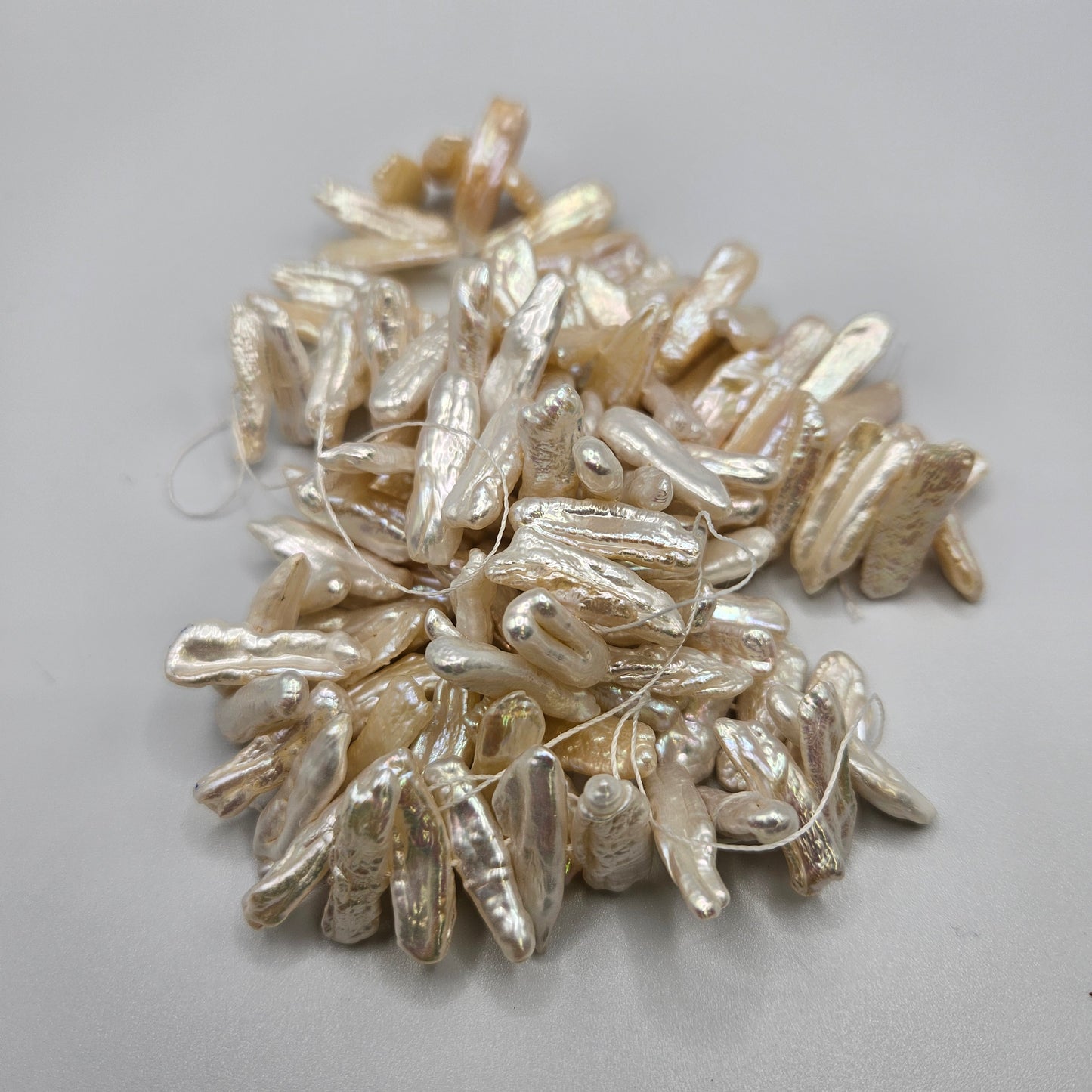 7x25mm White Biwa Stick Pearl Sticks Strand
