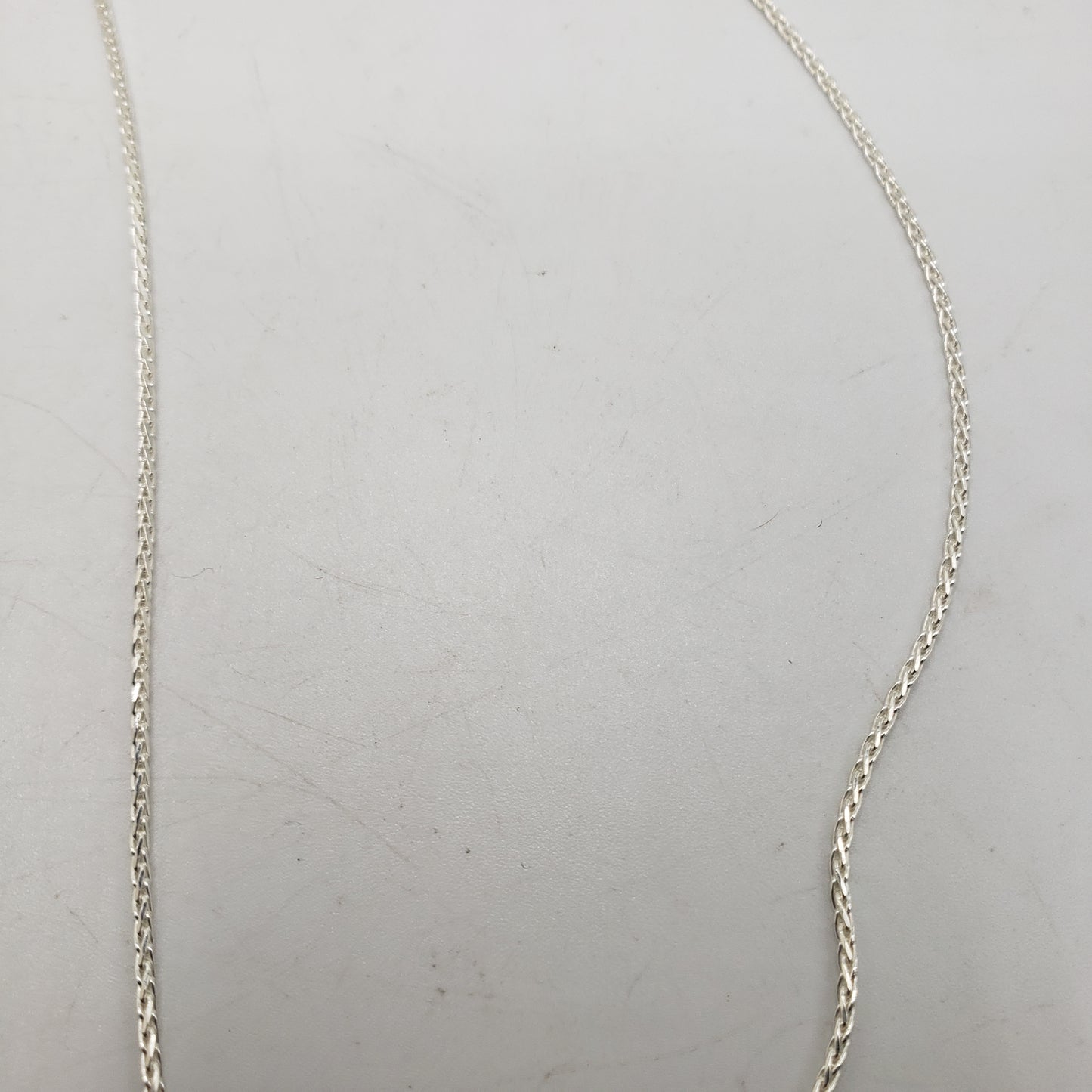 20 Inch Sterling Silver Wheat Chain.