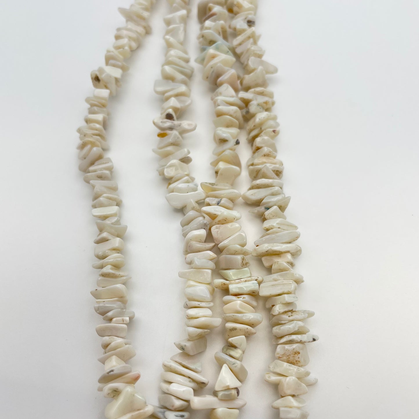 8mm White Opal Chips
