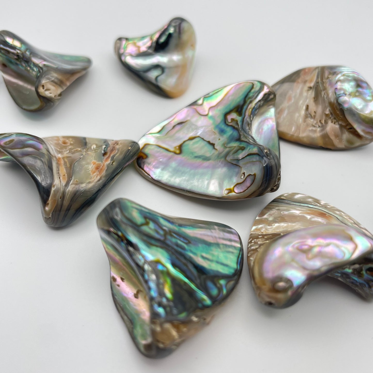 30mm Abalone Triangle Top Drill Single Bead.