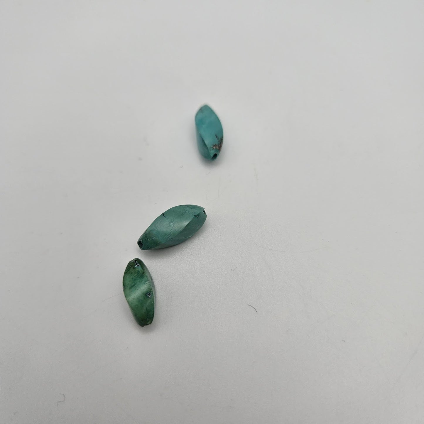 6mm Turquoise Twisted Bead Single.