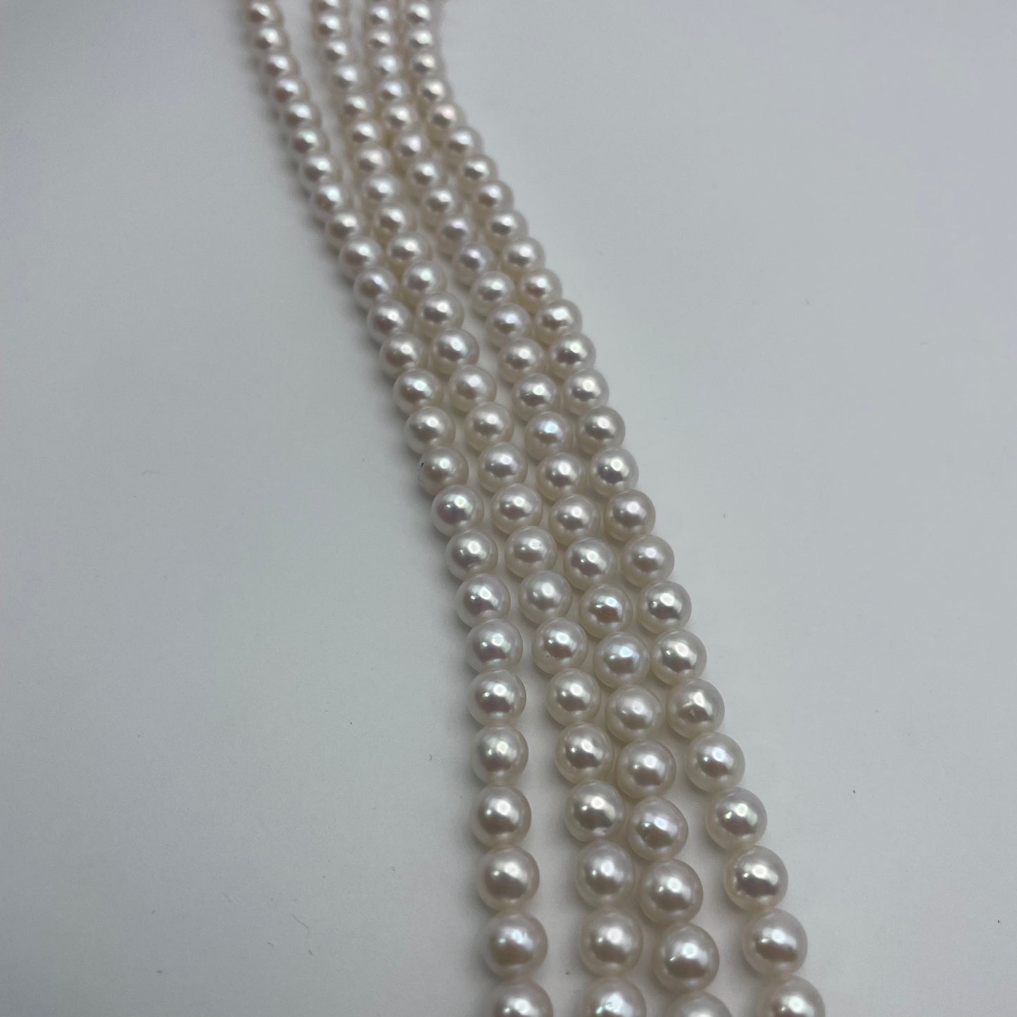 6mm Button Pearl Smooth