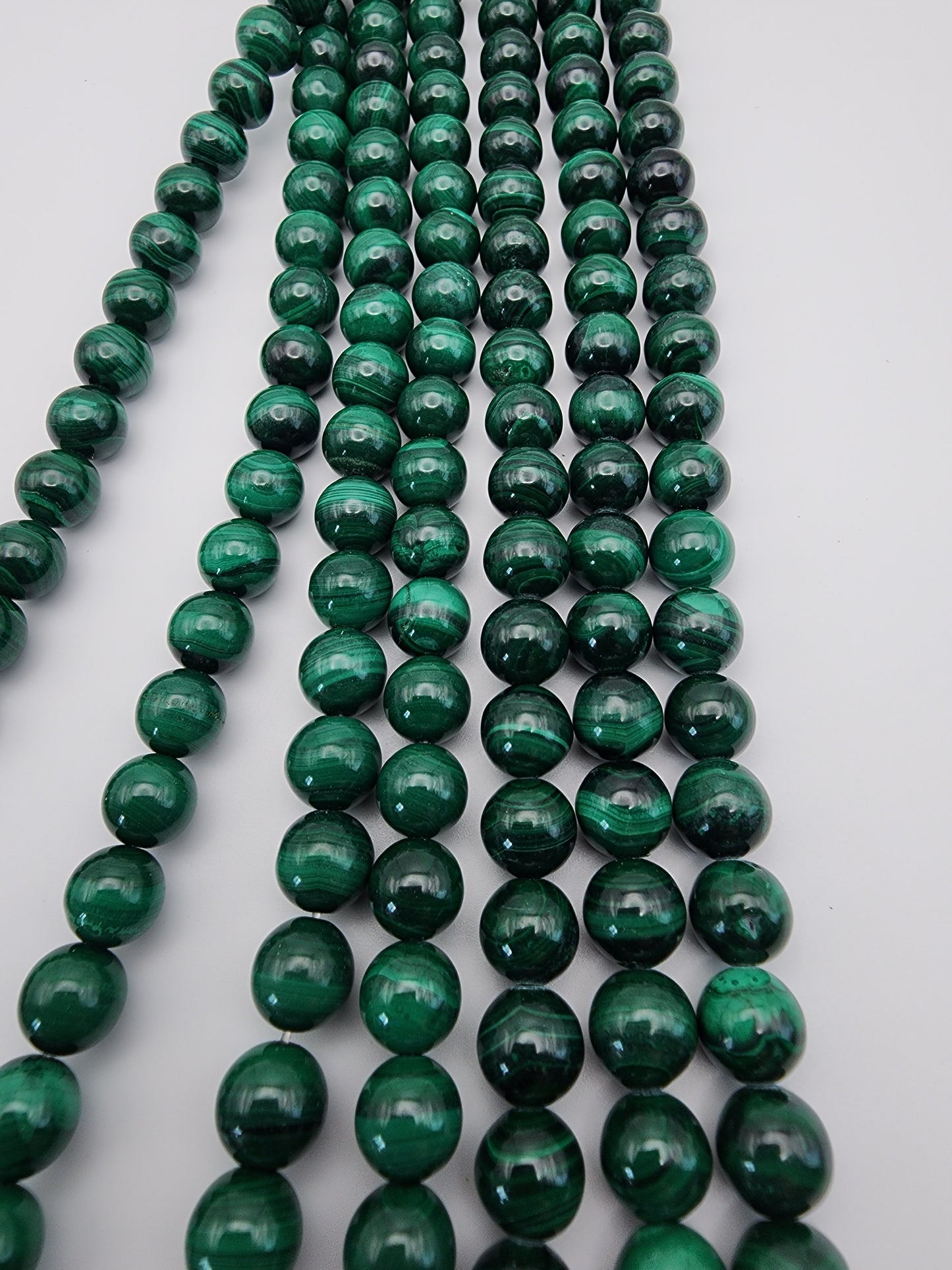 8mm Malachite Round Bead Strand.
